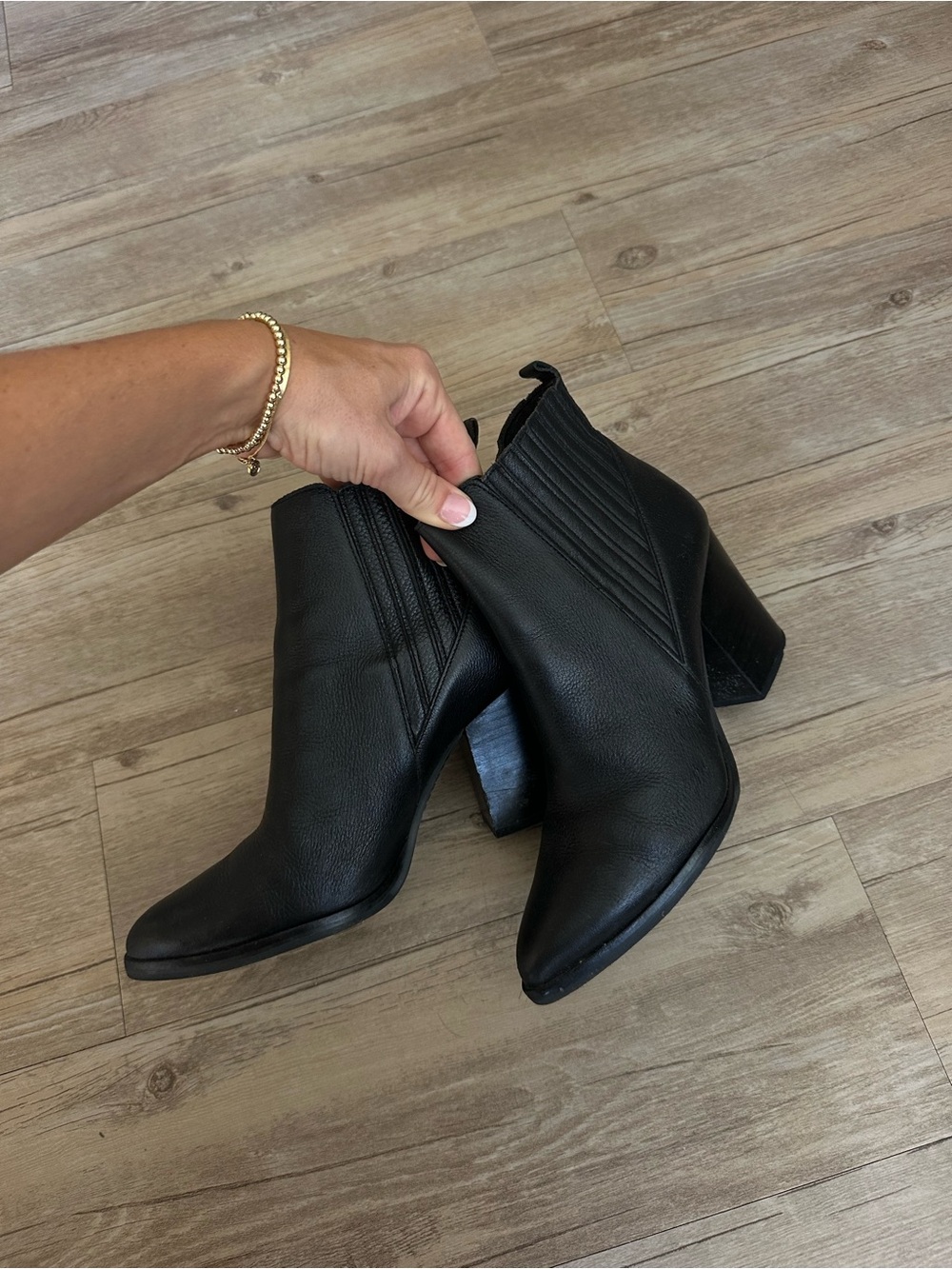 Marc Fisher Black Block Heel Chelsea Ankle Boots - Picture 2 of 4